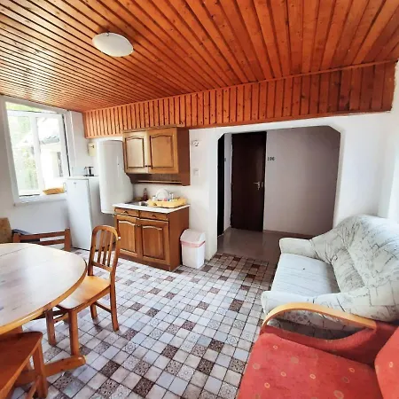 מלון Central Room