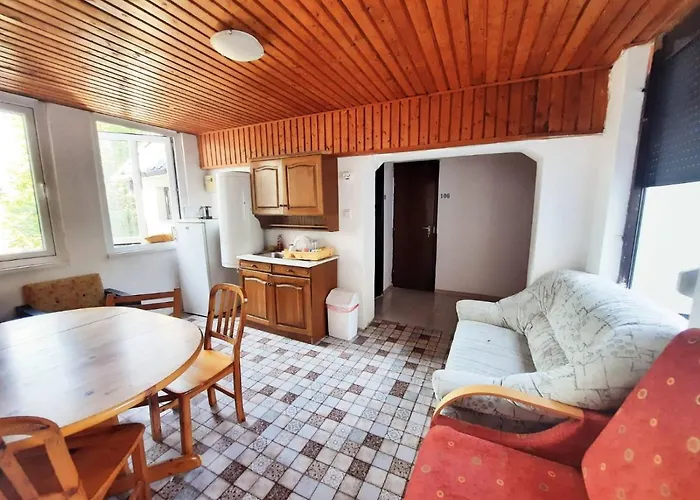 מלון Central Room