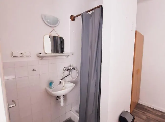 Central Room 2* באלאטונסארסו